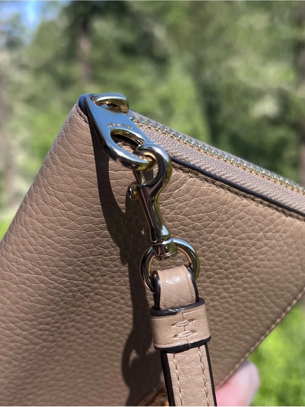 COACH Leather Wallet Taupe/Nude Zip-Around Wallet Wristlet AUTHENTIC